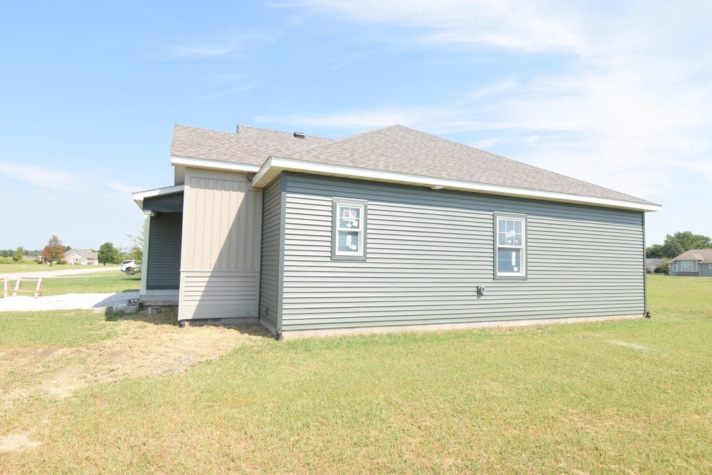 Photo of 601 N Beckmon Street, Remington, IN 47977 (MLS # 844716)