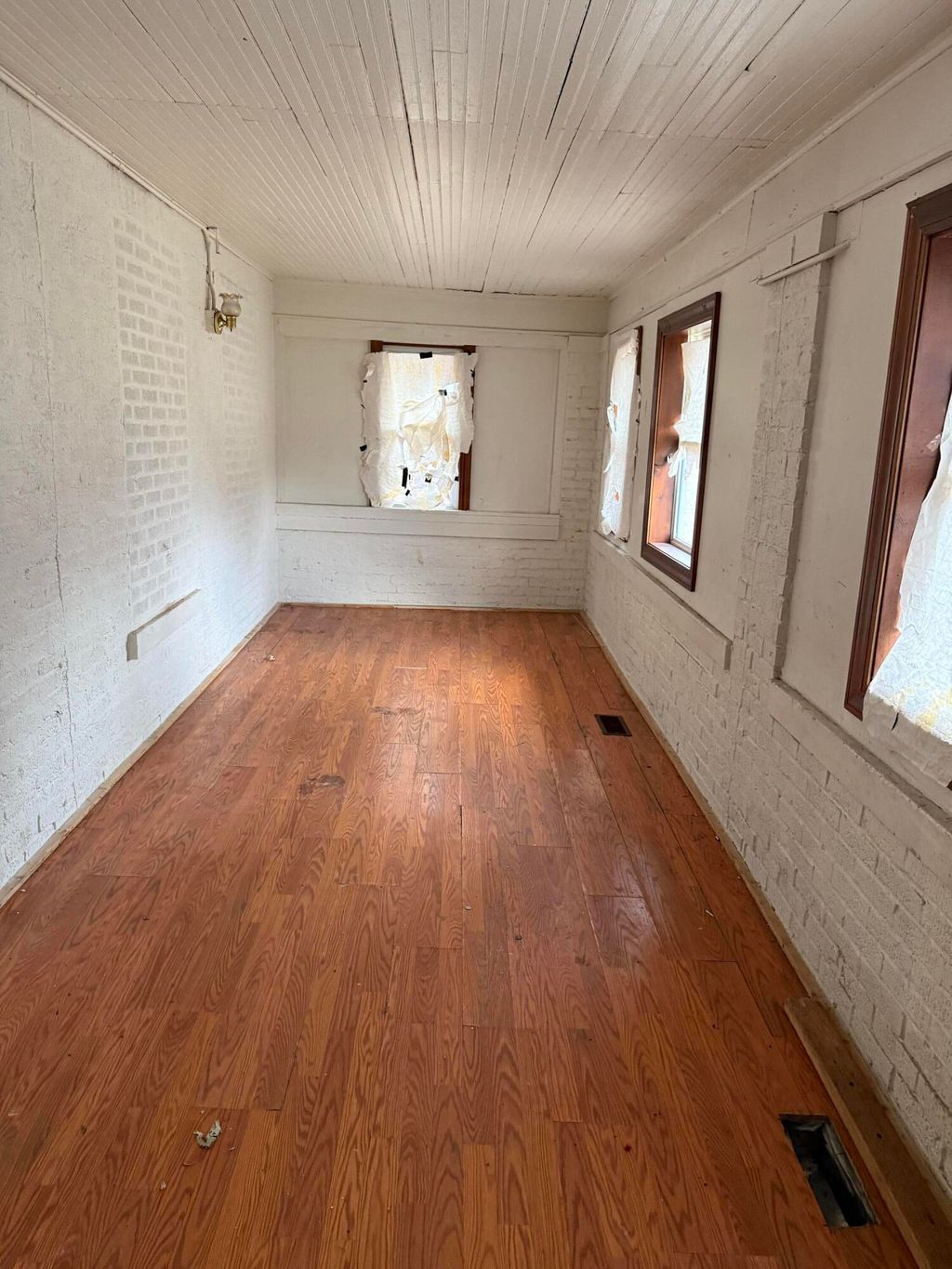 Photo of 346 Richard Gordon Hatcher Boulevard, Gary, IN 46404 (MLS # 832892)