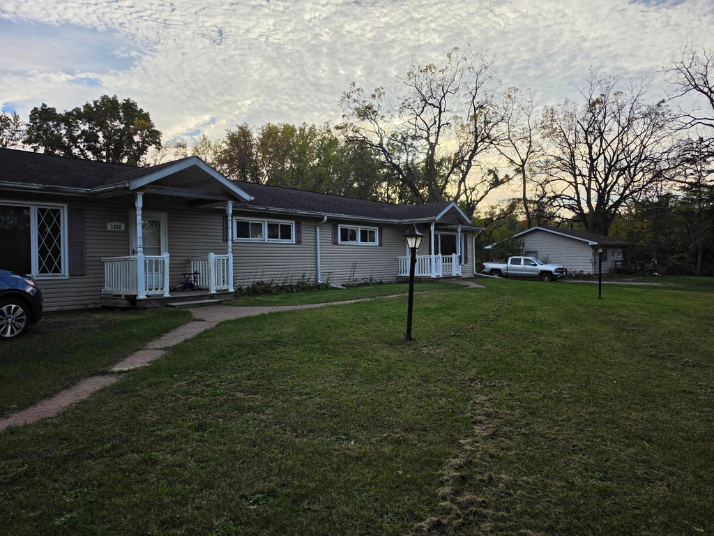 Photo of 1532/1546 W Springville Road, La Porte, IN 46350 (MLS # 847337)
