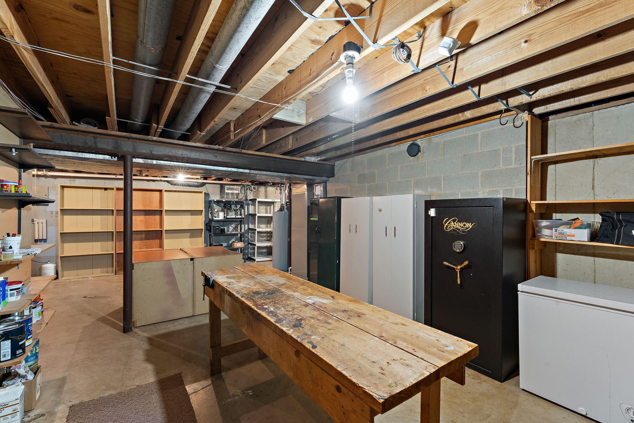 Valparaiso, Indiana 46385, United States, 4 Bedrooms Bedrooms, ,3 BathroomsBathrooms,Residential,Pending,171754