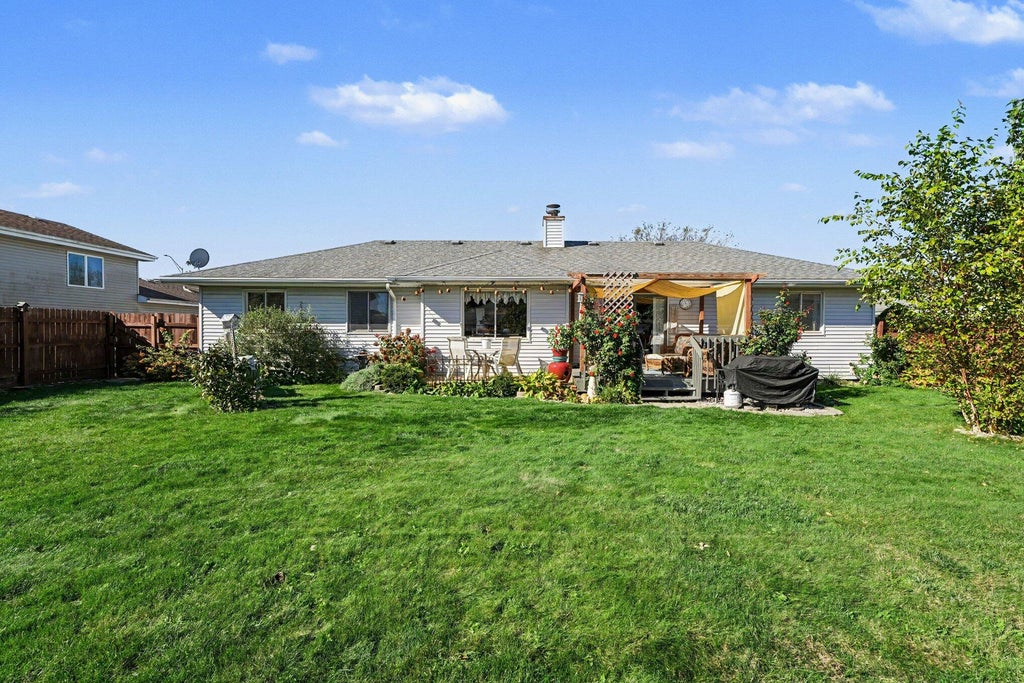 Photo of 1517 Lake Street, Dyer, IN 46311 (MLS # 847100)