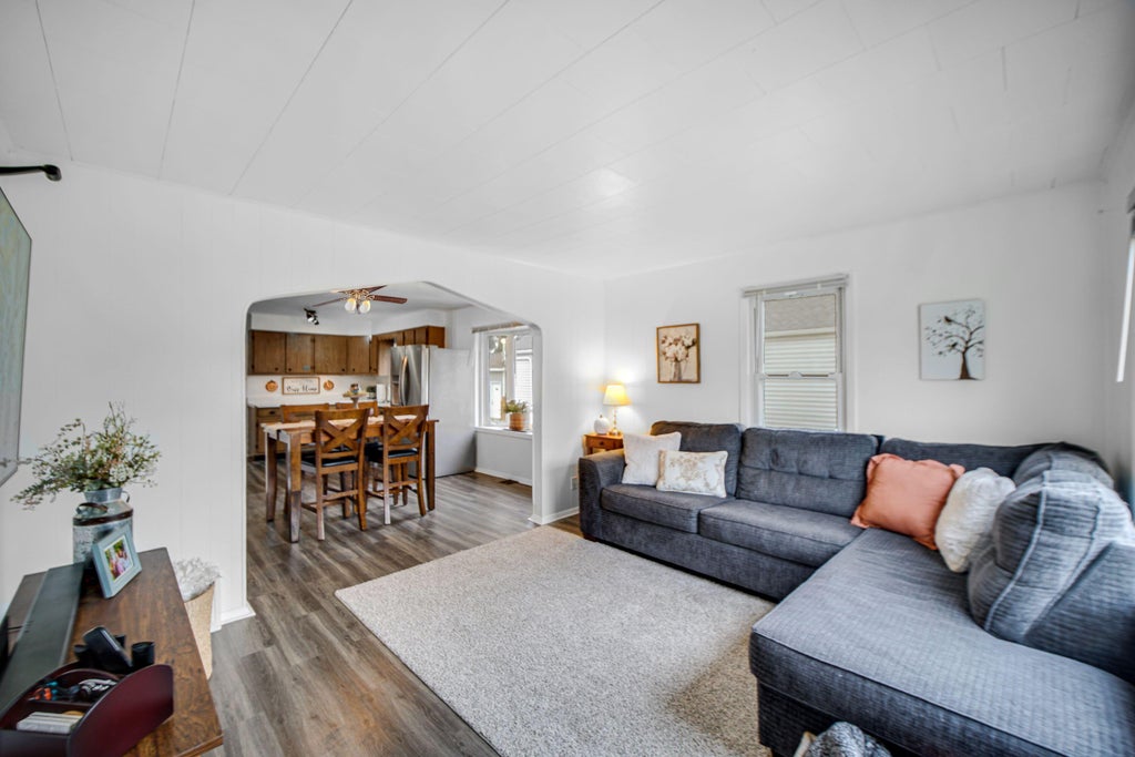 Photo of 3446 Highway Avenue, Highland, IN 46322 (MLS # 846047)