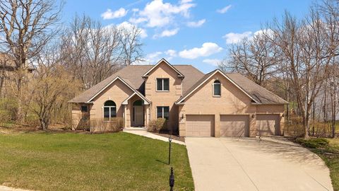 363 Tremont Lane Valparaiso IN 46385