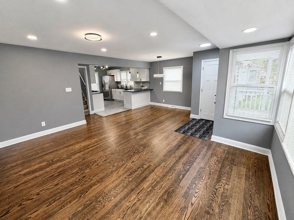 Photo of 3931 Clough Avenue, Highland, IN 46322 (MLS # 844545)