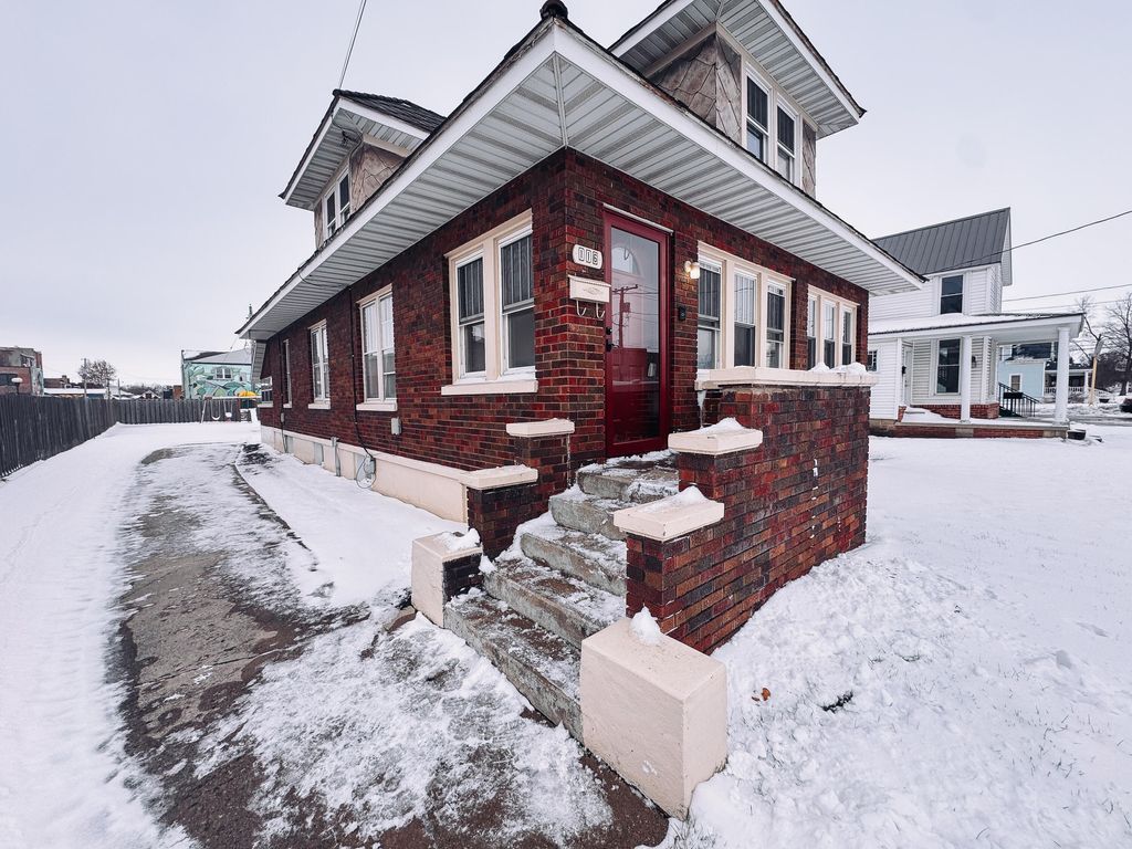 Photo of 116 N Weston Street, Rensselaer, IN 47978 (MLS # 831352)