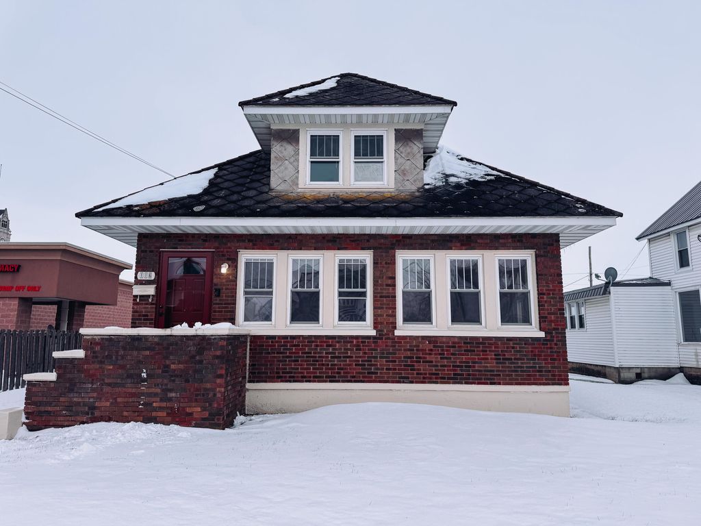 Photo of 116 N Weston Street, Rensselaer, IN 47978 (MLS # 831352)