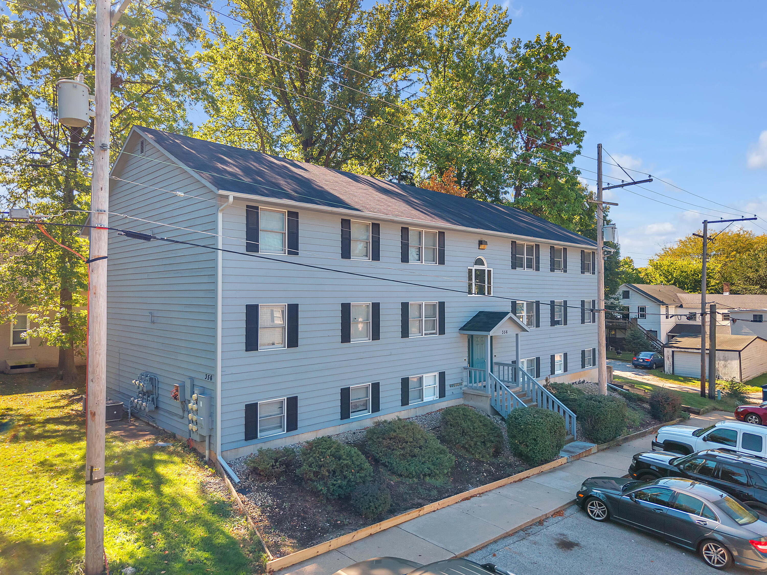 352-356 College Avenue