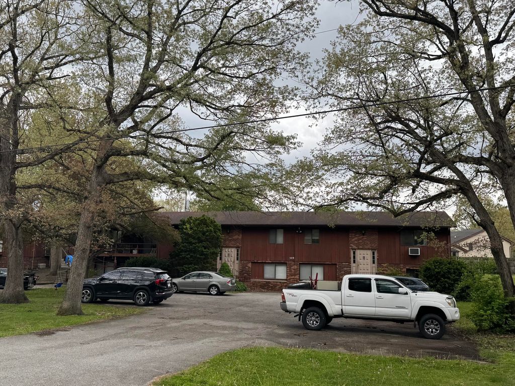 Photo of 235-309 8th Avenue NW, DeMotte, IN 46310 (MLS # 838711)