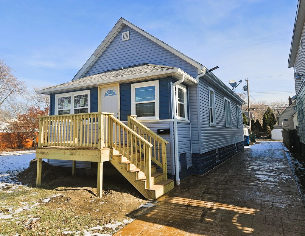 Photo of 4339 Hickory Avenue, Hammond, IN 46327 (MLS # 832676)