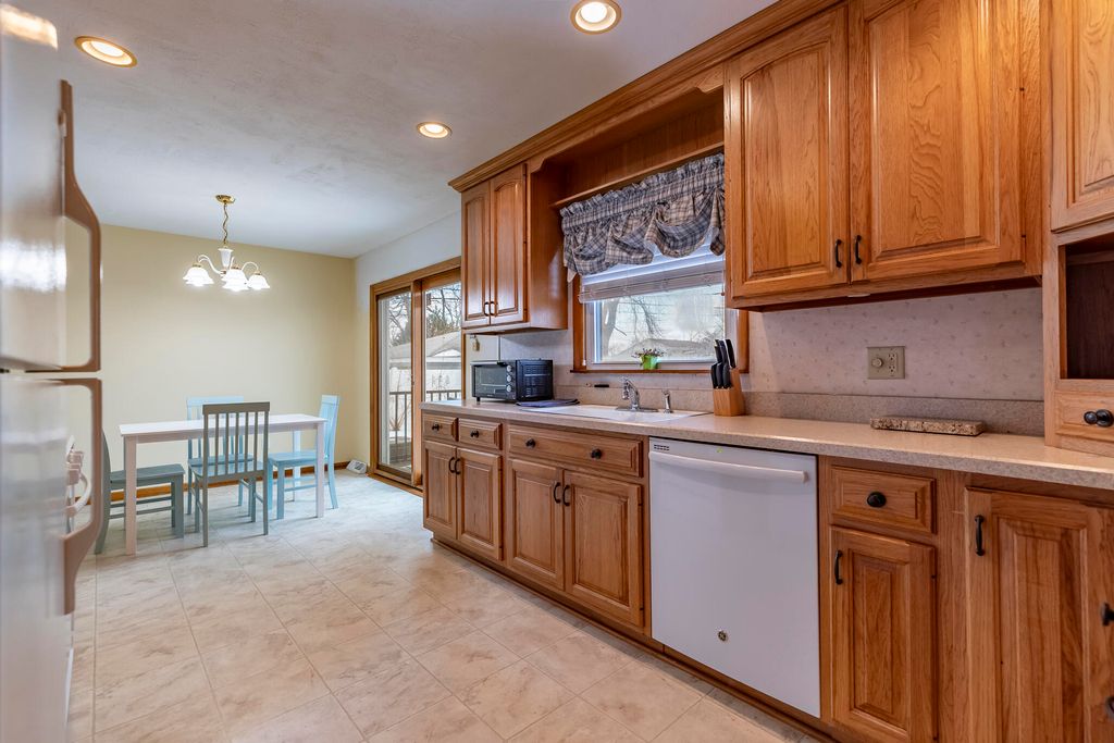 Photo of 3543 44th Street, Highland, IN 46322 (MLS # 833198)