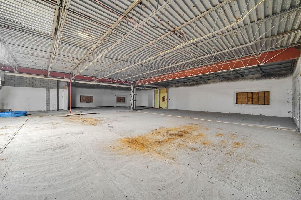 Photo of 4200 W Lincoln Highway, Merrillville, IN 46410 (MLS # 837005)