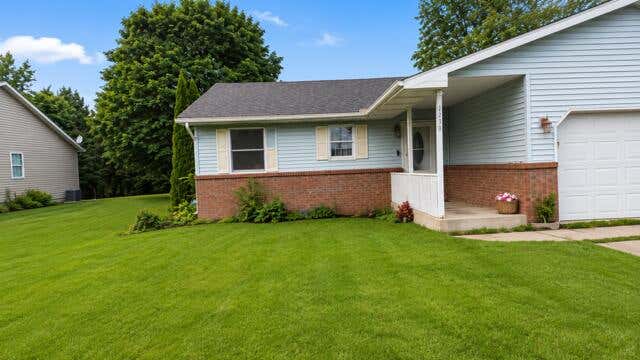 Photo of 3470 E 69th Avenue, Merrillville, IN 46410 (MLS # 842207)