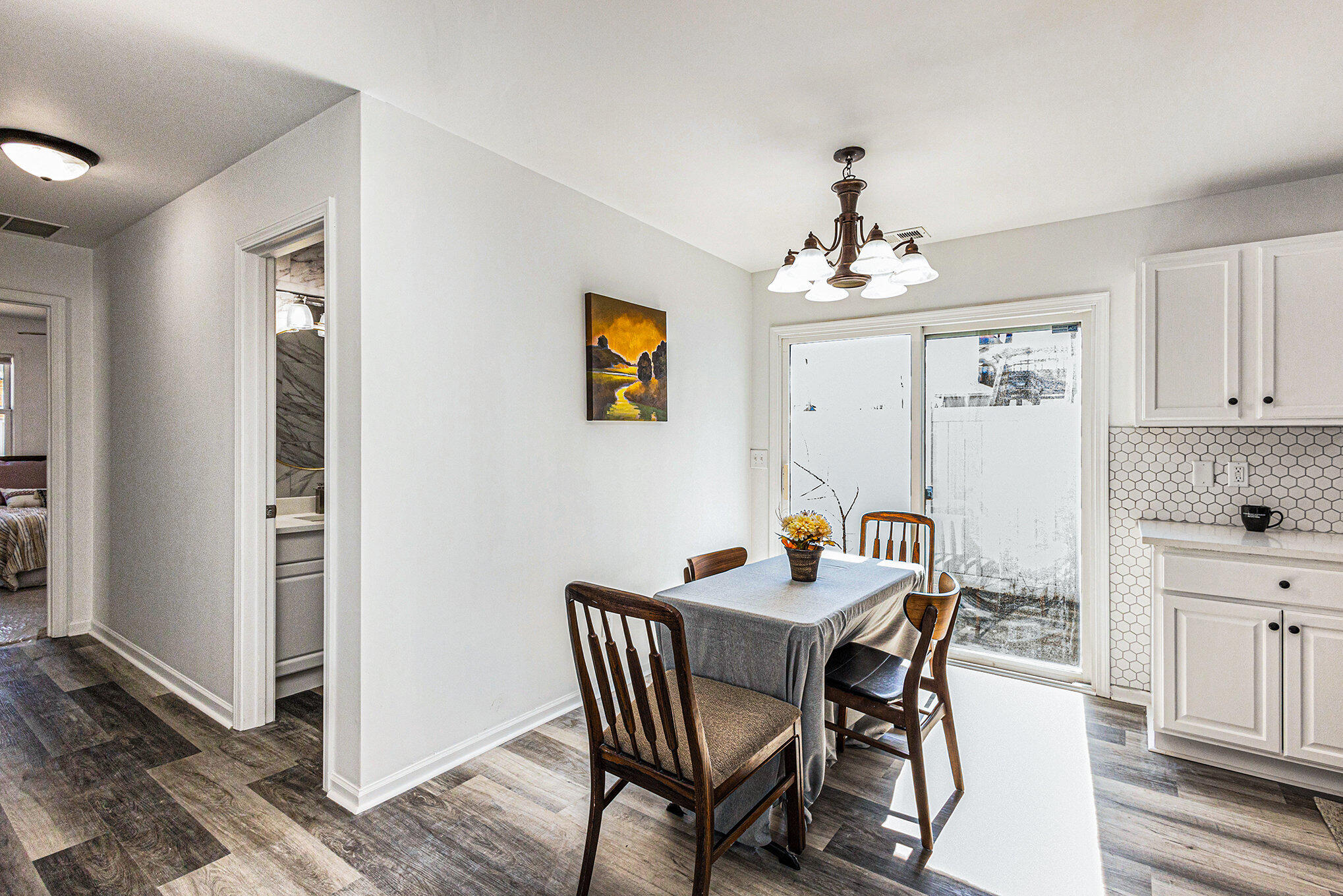 East Chicago, Indiana 46312, United States, 3 Bedrooms Bedrooms, ,2 BathroomsBathrooms,Residential,Active,84232