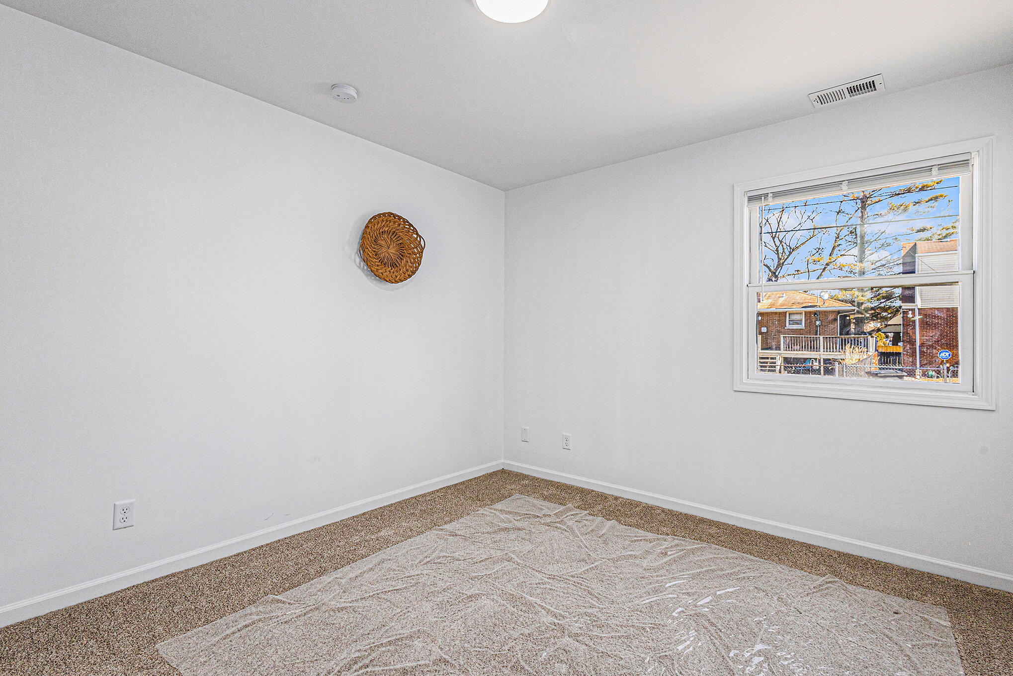 East Chicago, Indiana 46312, United States, 3 Bedrooms Bedrooms, ,2 BathroomsBathrooms,Residential,Active,84232