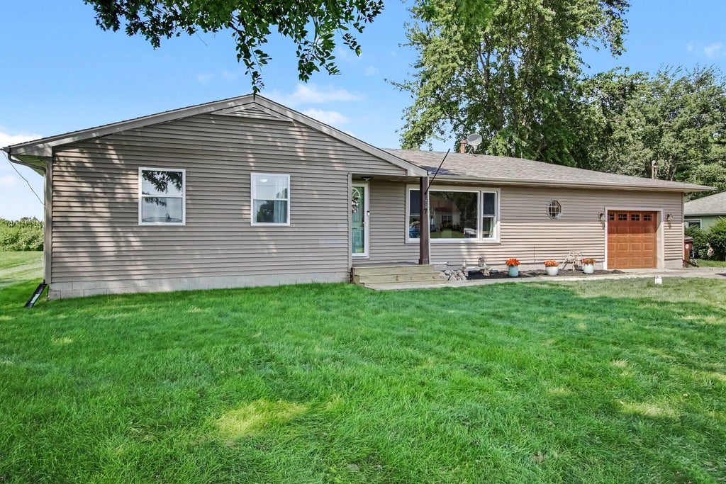 Photo of 397 E 300 S, Valparaiso, IN 46383 (MLS # 844270)