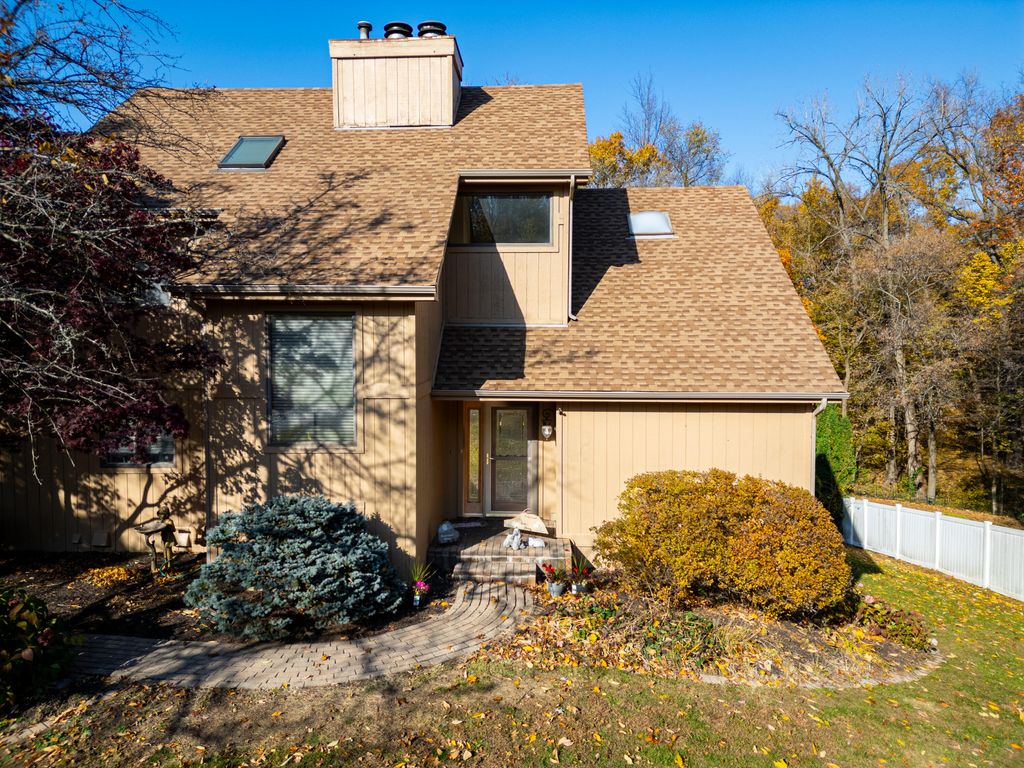 Photo of 83 Brookview Lane, Valparaiso, IN 46385 (MLS # 838345)