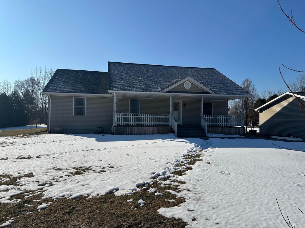 Photo of 2645 E 525 S, Knox, IN 46534 (MLS # 834069)