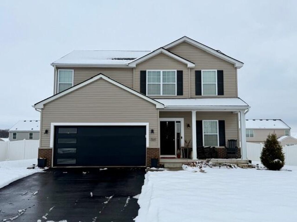 Photo of 7614 E 120th Place, Crown Point, IN 46307 (MLS # 831647)
