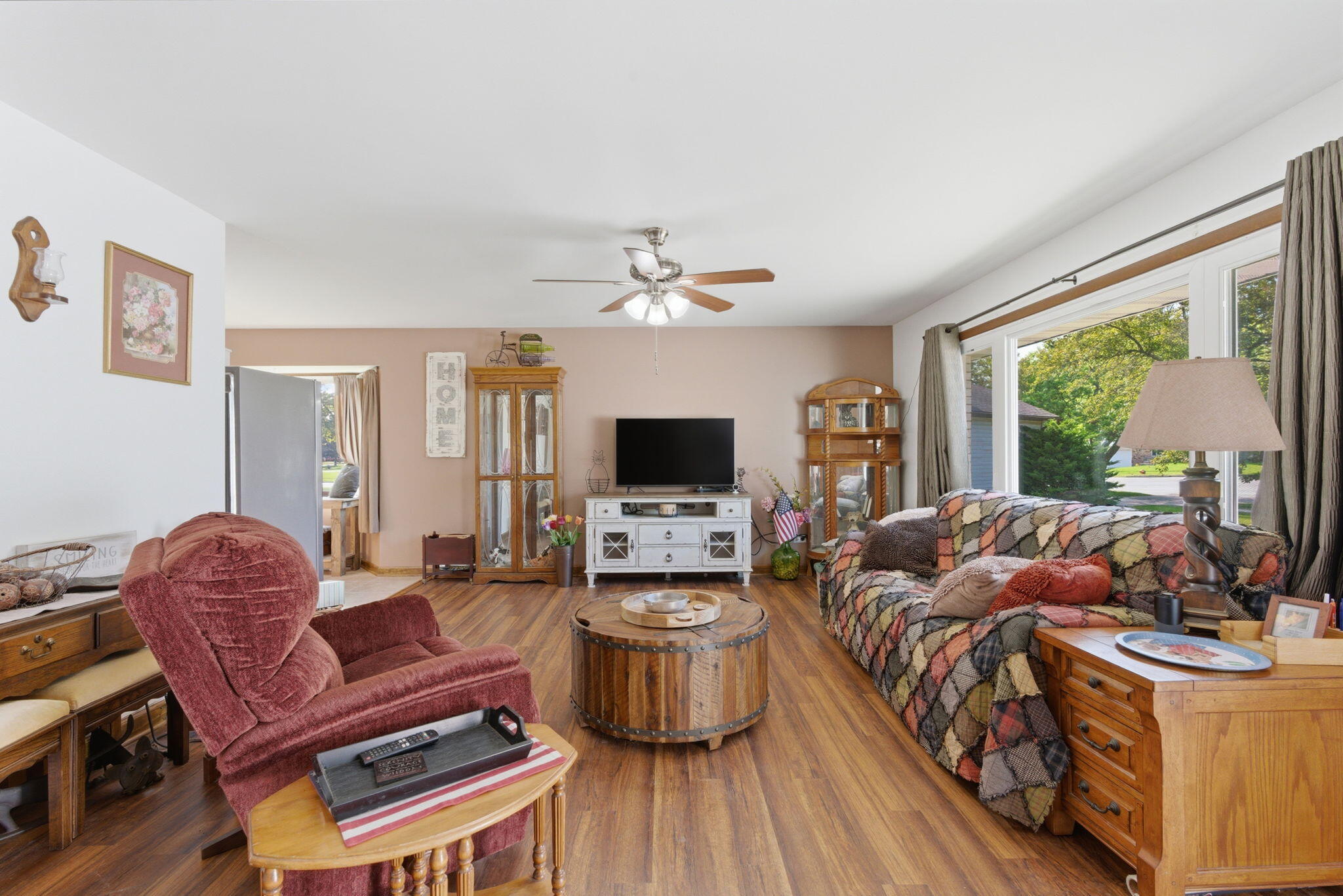 1507 W 94th Court