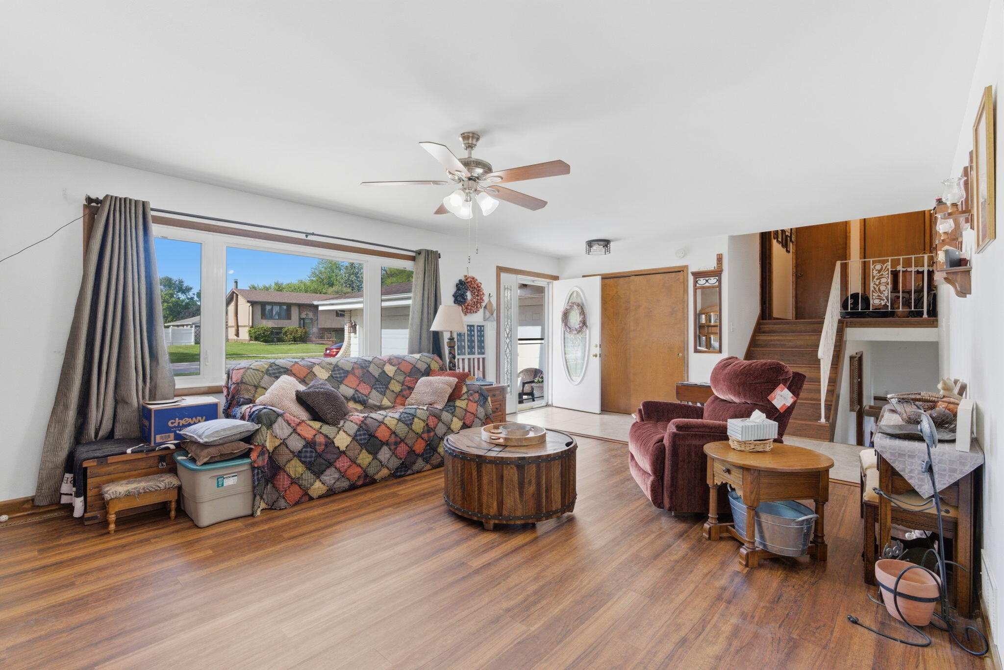 1507 W 94th Court