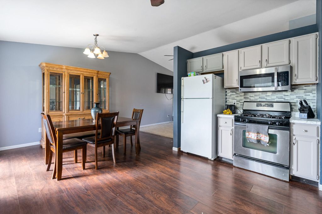 Photo of 4092 Westover Drive, Crown Point, IN 46307 (MLS # 831811)