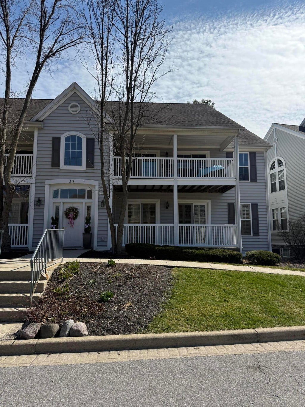 Photo of 37 Fentree Drive #A, Valparaiso, IN 46385 (MLS # 842912)
