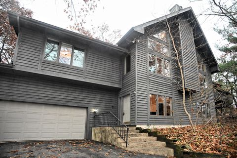 105 S Merrivale Avenue, Beverly Shores, IN 46301 - #: 834716