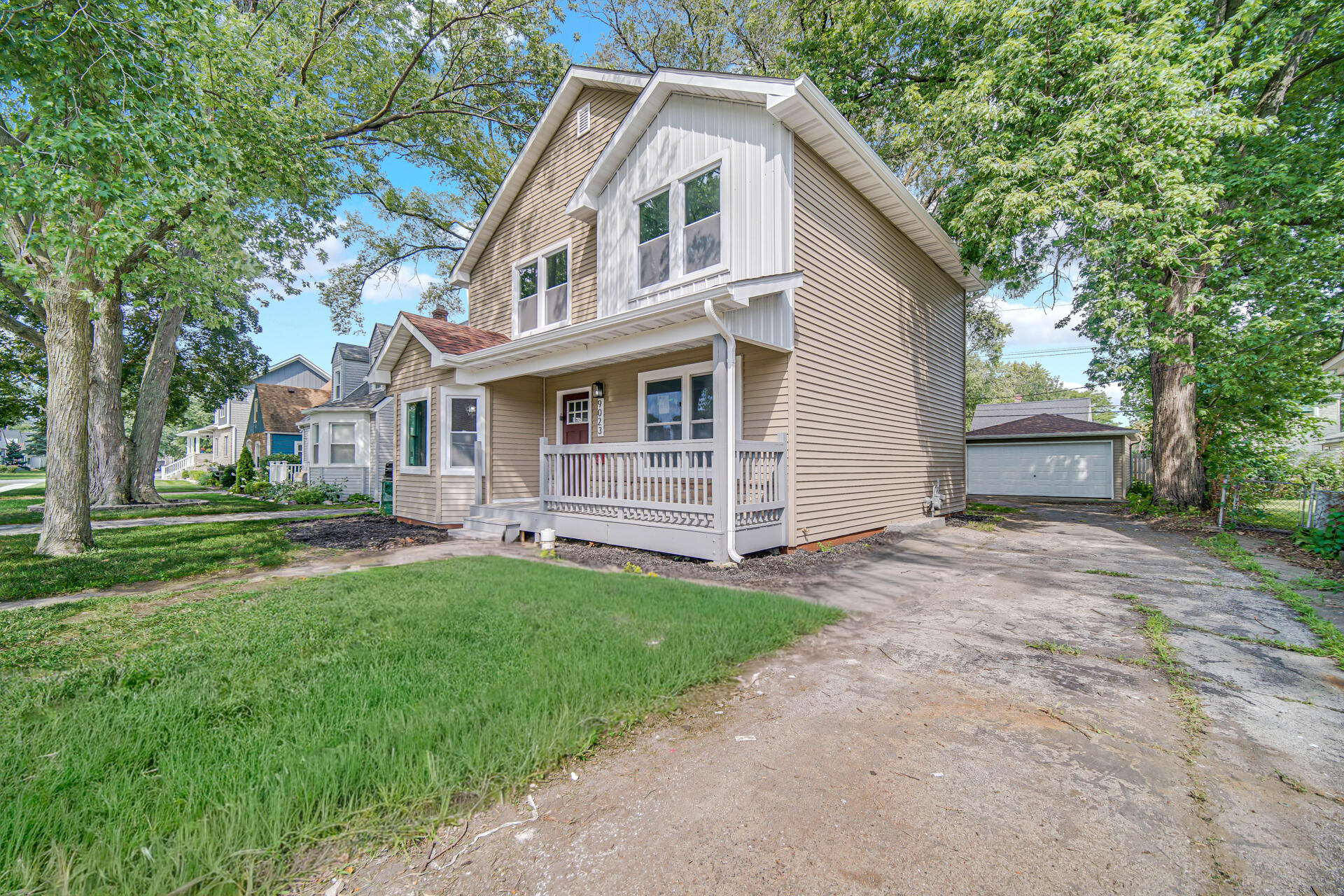 9023 Bunker Hill Drive