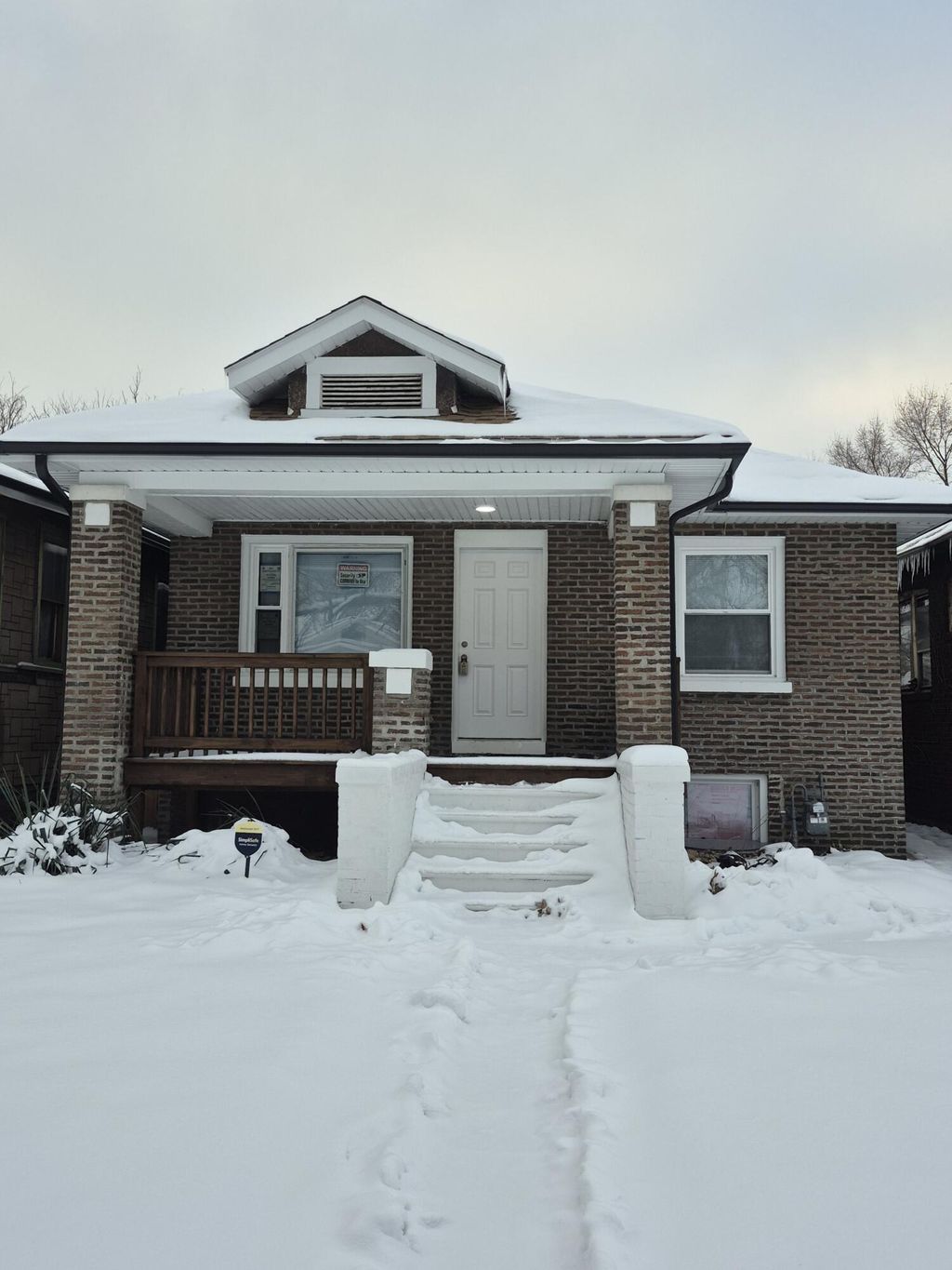 Photo of 308 Pierce Street, Gary, IN 46402 (MLS # 831658)