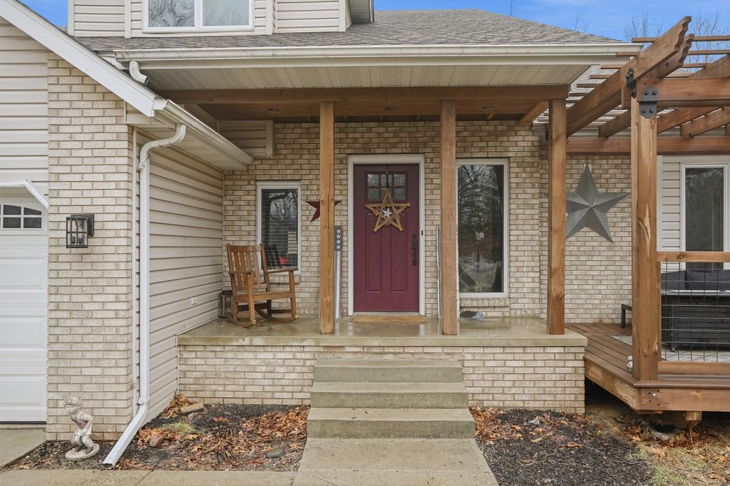 Photo of 9610 N 250 E, Wheatfield, IN 46392 (MLS # 835337)