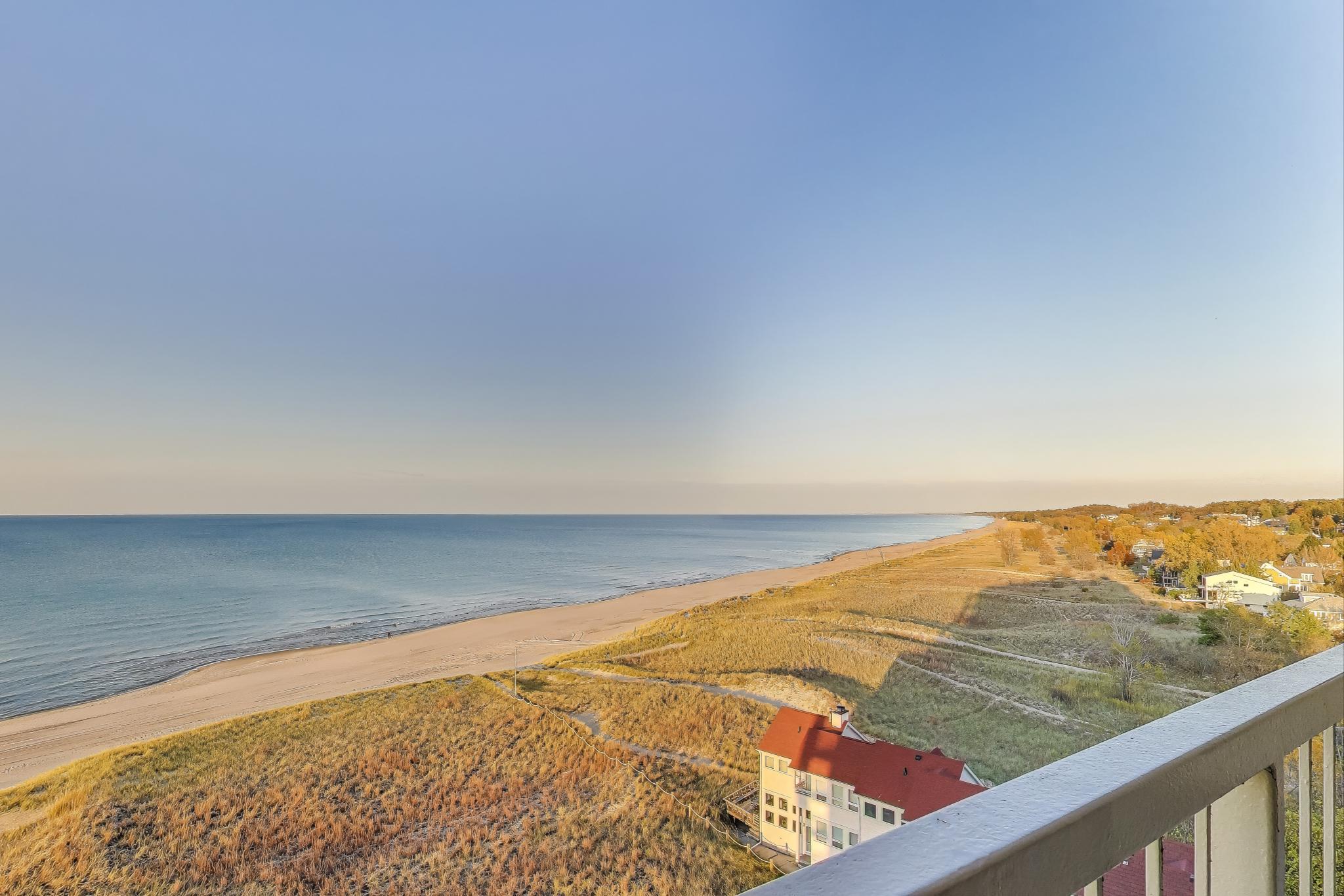 100 Lake Shore Drive 806