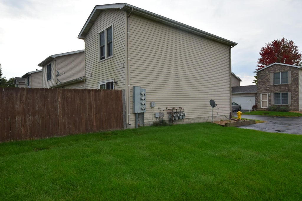Photo of 548 Briarwood Drive, Dyer, IN 46311 (MLS # 846154)