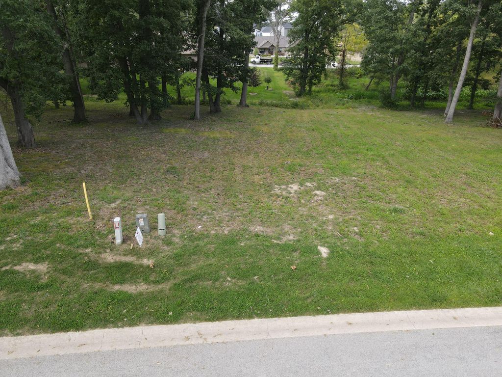 Photo of 731 Druim Trail, Crown Point, IN 46307 (MLS # 831379)