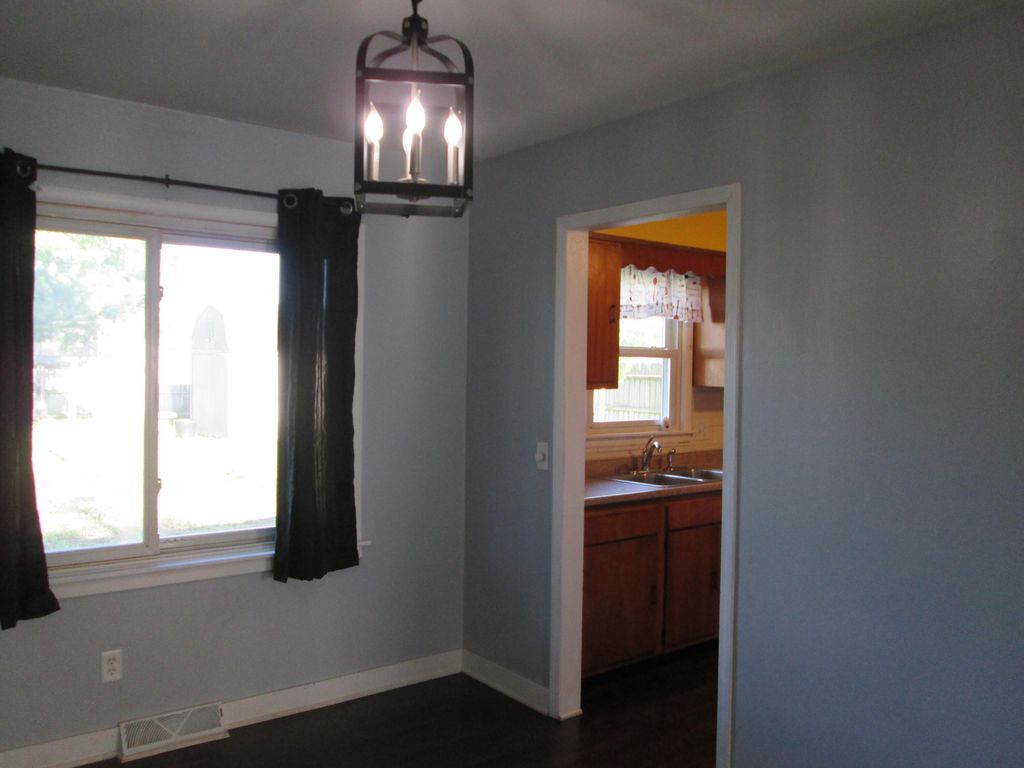 Photo of 535 N Nichols Street, Lowell, IN 46356 (MLS # 838637)