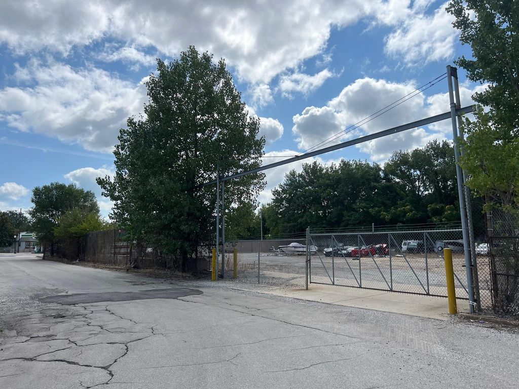 Photo of 2248 New York Avenue, Whiting, IN 46394 (MLS # 831401)