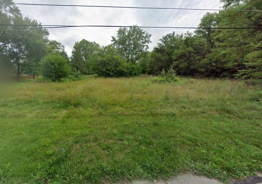 Photo of 4010 E 36th Street, Anderson, IN 46017 (MLS # 838680)