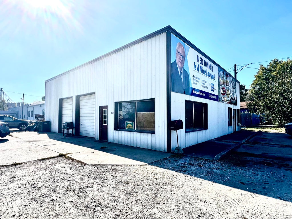 Photo of 1136 N Mckinley Avenue, Rensselaer, IN 47978 (MLS # 847295)