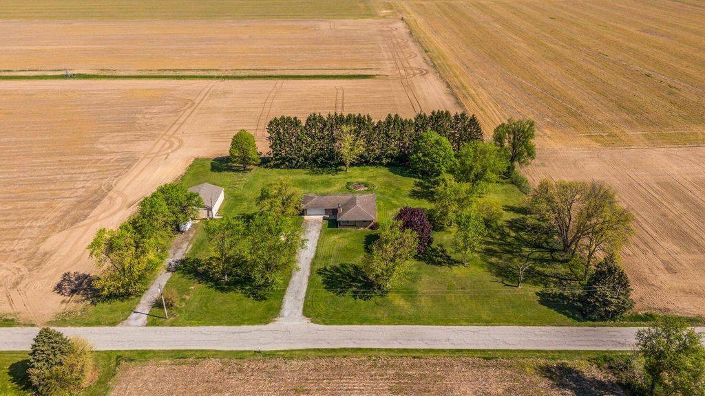 Photo of 6465 W 1100 S, Union Mills, IN 46382 (MLS # 834763)