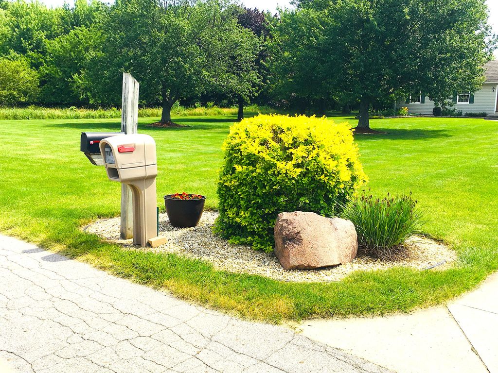 Photo of 4571 S 150 W, La Porte, IN 46350 (MLS # 836641)