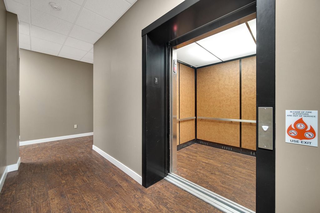 Photo of 123 N Main Street #301, Crown Point, IN 46307 (MLS # 839441)