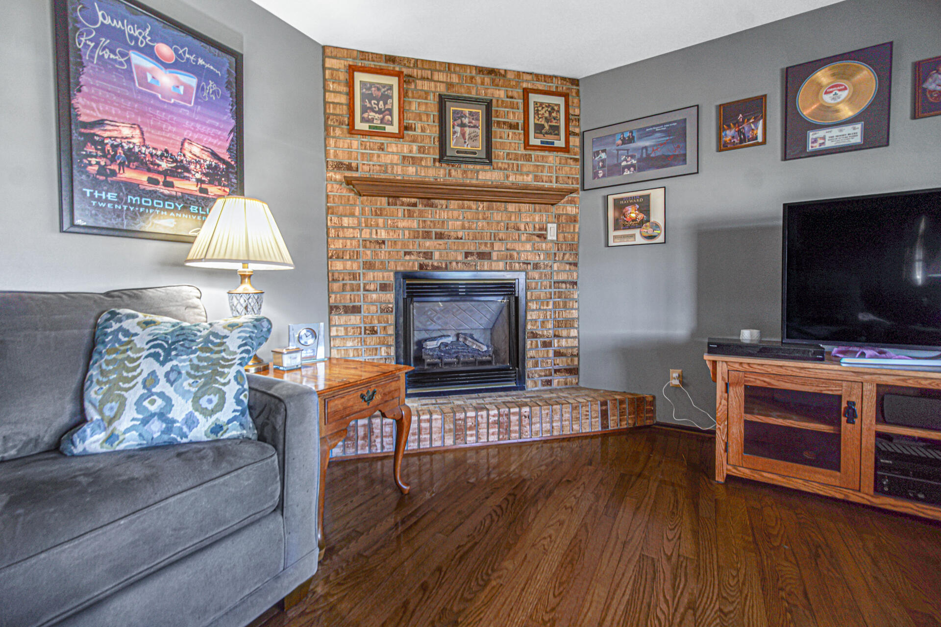 9344 Buchanan Street