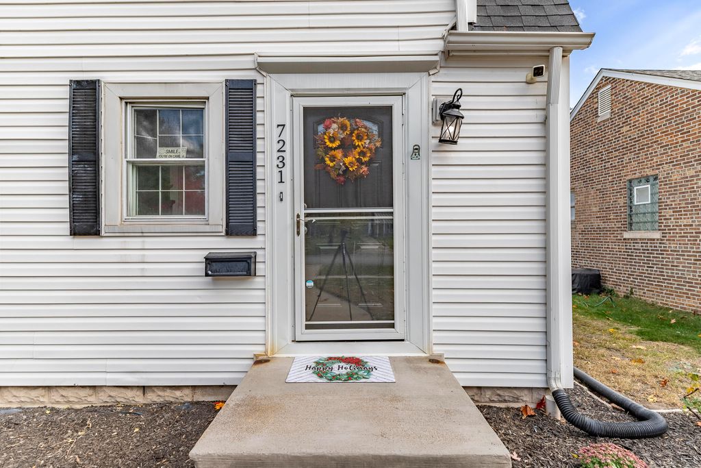 Photo of 7231 Olcott Avenue, Hammond, IN 46323 (MLS # 833176)