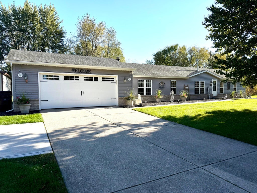 Photo of 2053 W 172nd Lane, Lowell, IN 46356 (MLS # 847260)