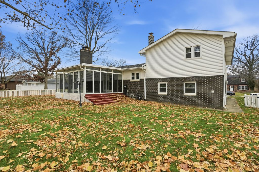 Photo of 1917 Kennedy Avenue, Schererville, IN 46375 (MLS # 831256)