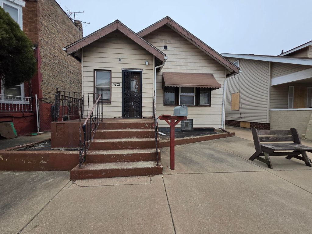 Photo of 3721 Ivy Street, East Chicago, IN 46312 (MLS # 835456)