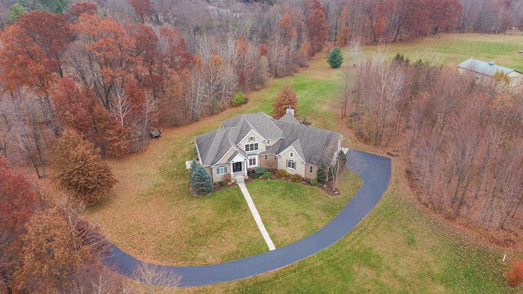 Photo of 474 E 1200 N, Chesterton, IN 46304 (MLS # 831105)