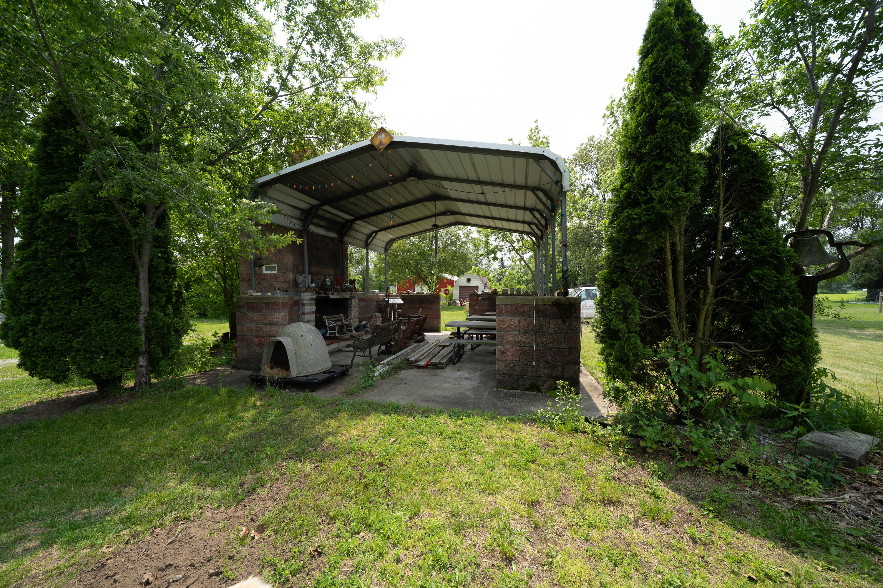 2251 W St Rd 10