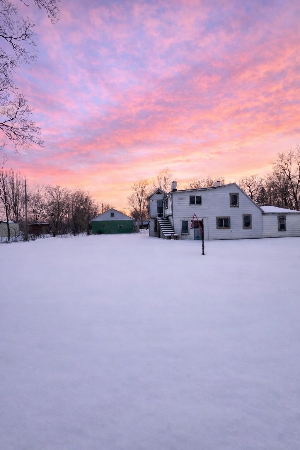 3253 Minnesota Street