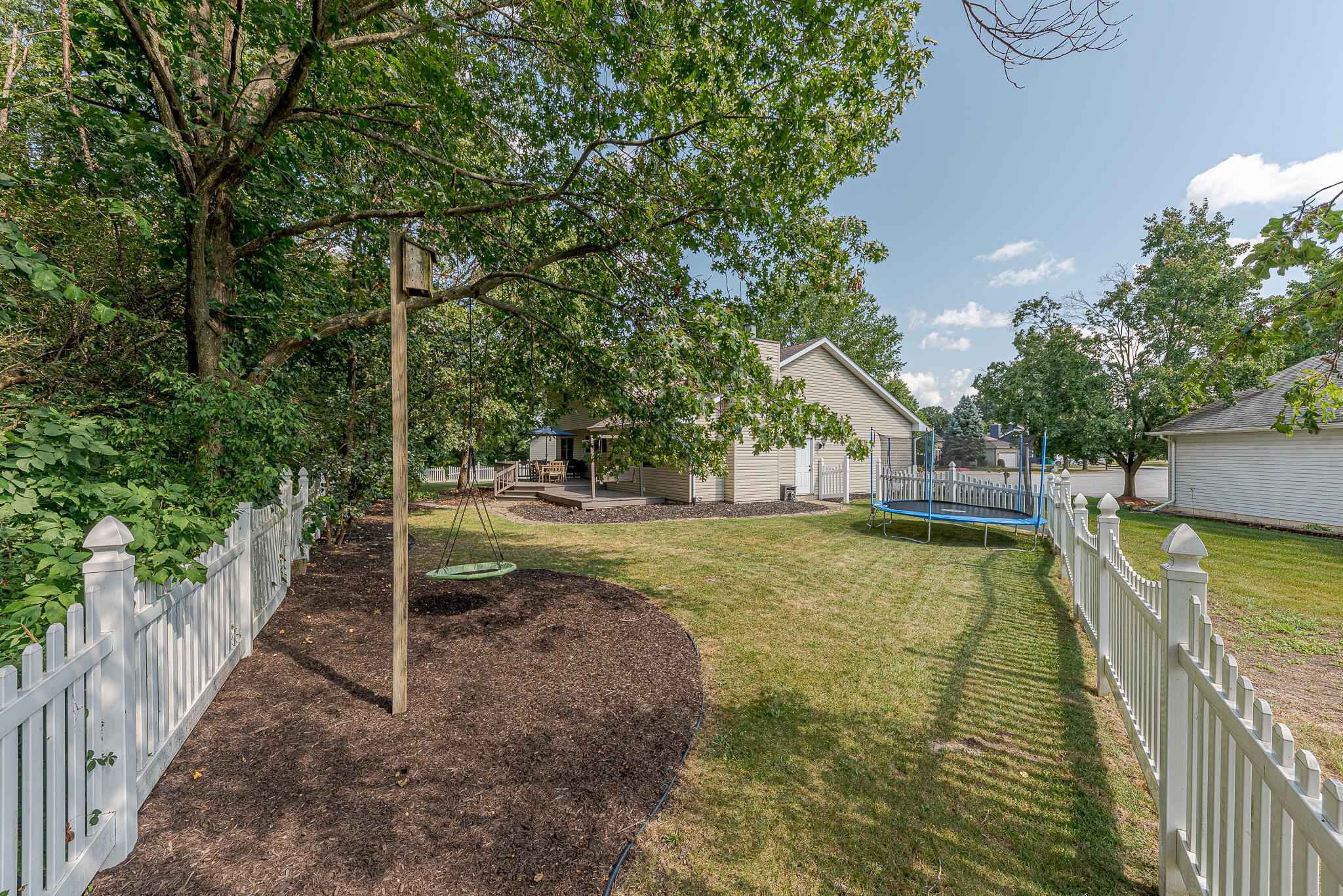 Photo 19 of 19 of 12500 Meadowlark Lane house