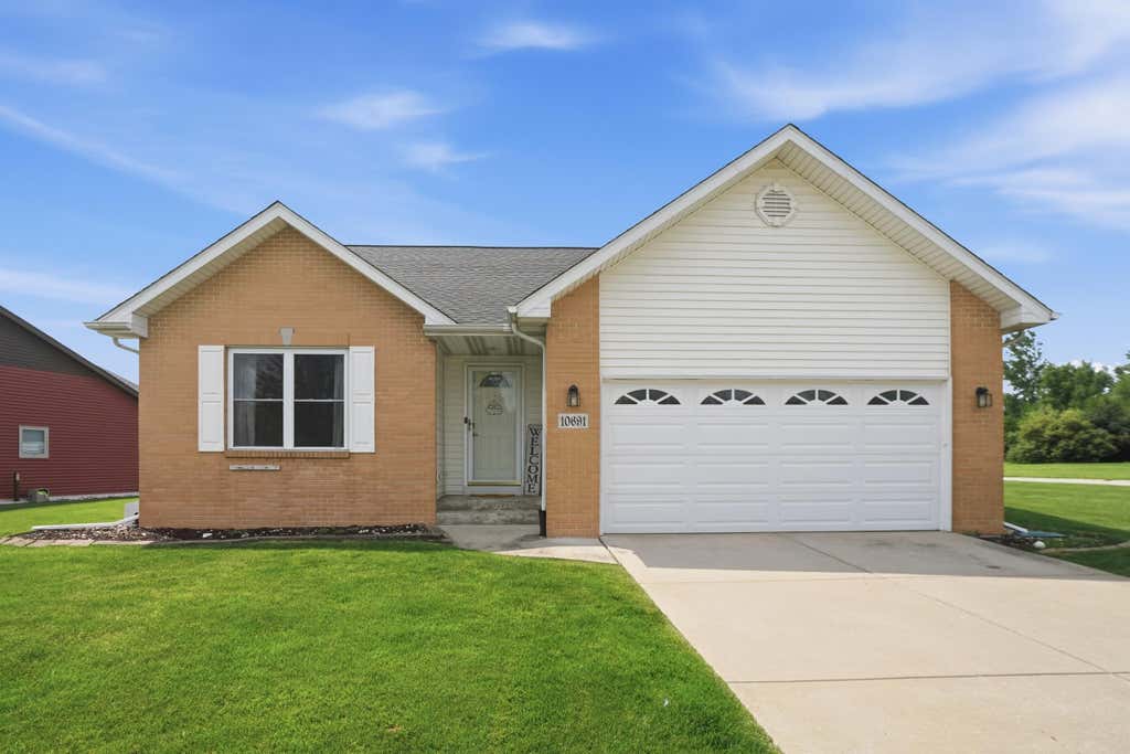 Photo of 10691 W 116th Avenue, Cedar Lake, IN 46303 (MLS # 842122)